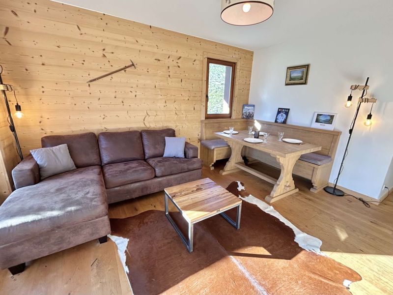 Appartement 2 pièces avec cabine, terrasse sud, proche télécabine Jaillet, parking, Wi-Fi FR-1-597-184 - Megève