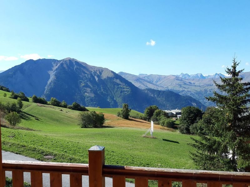 Chalet familial 2*, proche pistes et centre, terrasse sud, vue montagnes FR-1-618-10 - Albiez Montrond