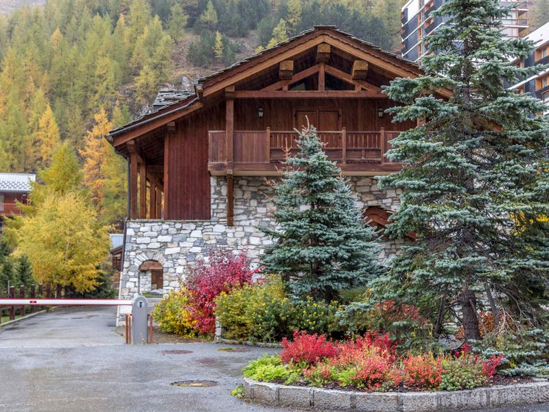 Chalet de Standing avec Cheminée et Sauna, Proche du Centre de Val-d'Isère FR-1-694-14 - Val d’Isère Centre