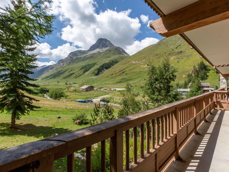 Appartement de standing avec cheminée et parking en haut des pistes FR-1-694-247 - Val d’Isère Le Châtelard