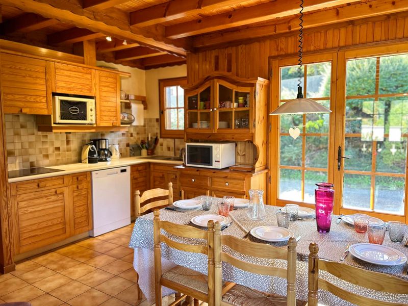 Chalet familial proche des pistes avec WiFi et parking FR-1-623-349 - Les Gets