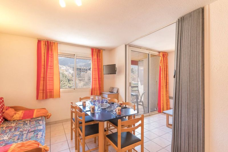 Appartement 2 pièces cabine 4 personnes - Appartement Relais De La Guisane Ii BRI100-2307 - Serre Chevalier 1200 - Briançon