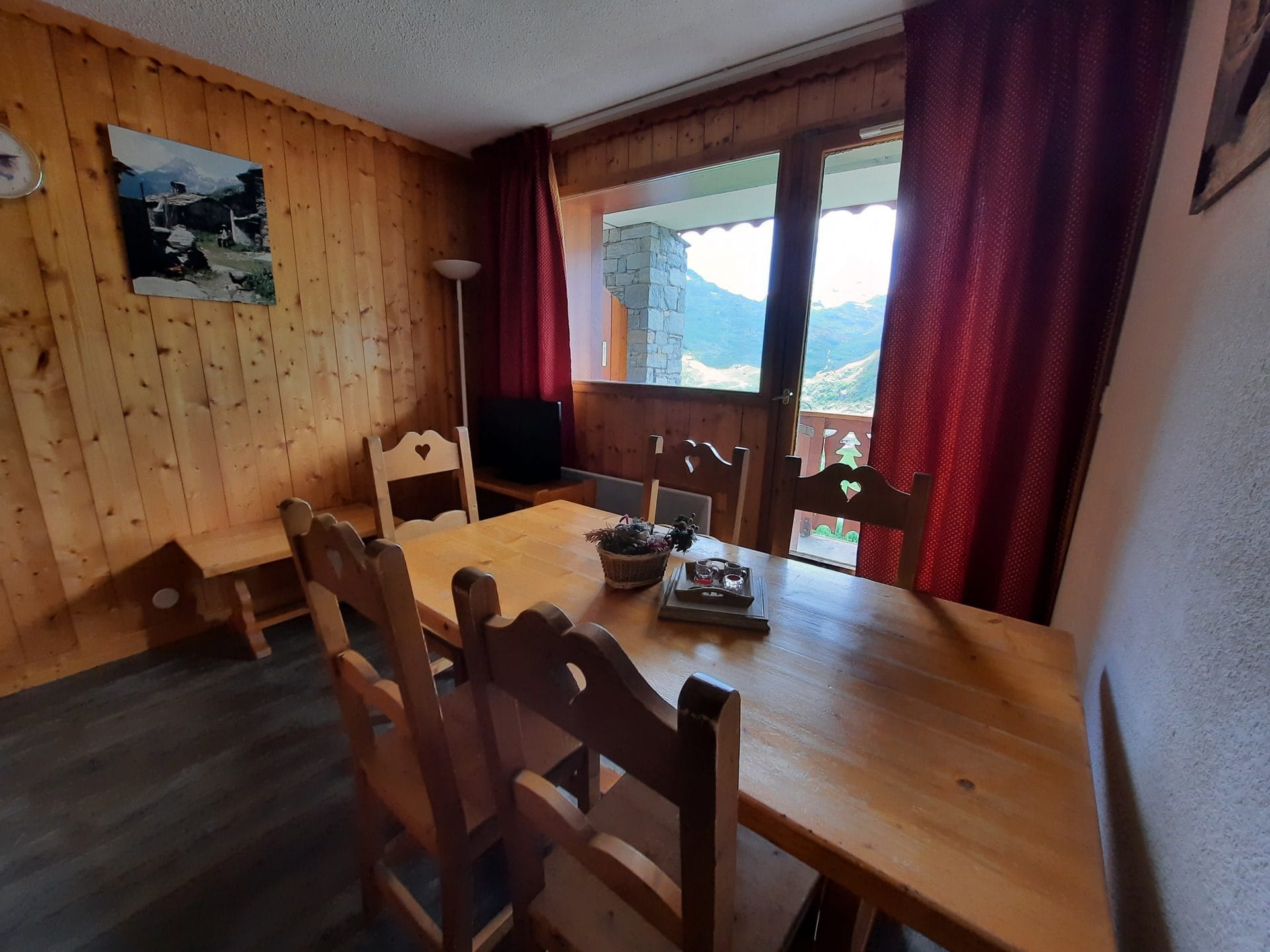 2 pièces 6 personnes - Appartements COURMAYEUR - Les Menuires Reberty 1850