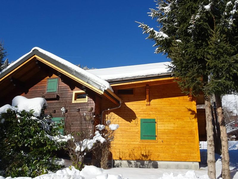 Chalet Les Gets, 5 pièces, 8 personnes - Chalet rénové Les Gets 8 pers, central, 150m commerces, 350m pistes, terrasse sud, parking privé FR- - Les Gets