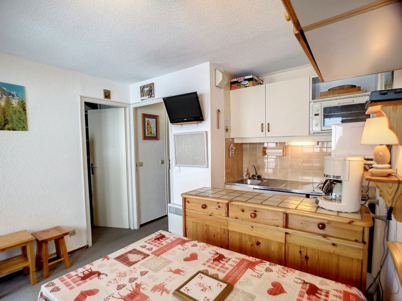 Appartement Les Menuires, 2 pièces, 4 personnes - Agréable 2 pièces, 4 pers, 27m², expo ouest, pieds des pistes et commerces, Les Menuires FR-1-178-390 - Les Menuires Bruyères