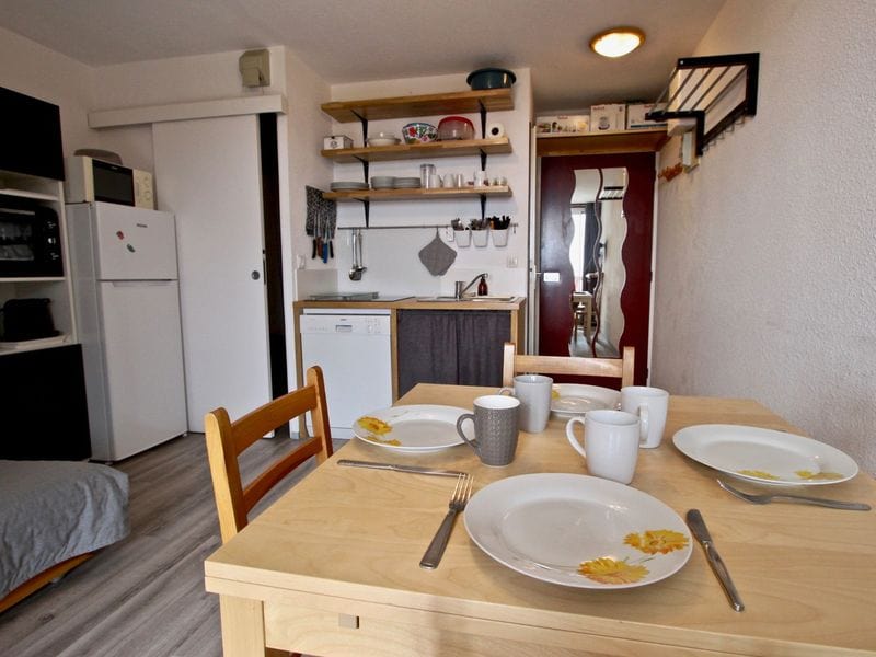 Charmant studio cabine à Chamrousse avec équipements complets, idéal pour 4 personnes FR-1-340-281 - Chamrousse