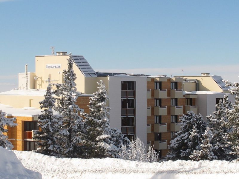 Charmant studio cabine à Chamrousse avec équipements complets, idéal pour 4 personnes FR-1-340-281 - Chamrousse