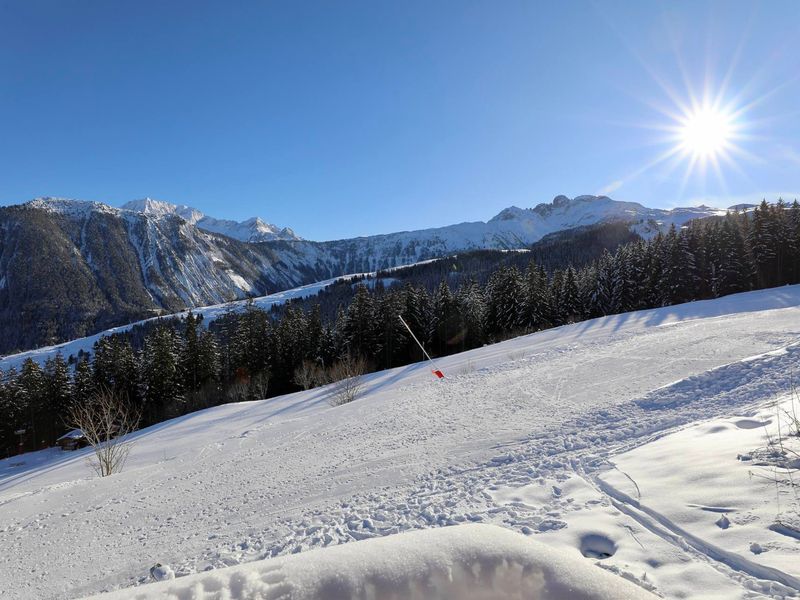 Chalet neuf à Courchevel 1850, prêt pour 6 avec ski aux pieds et wifi! FR-1-575-233 - Courchevel 1850