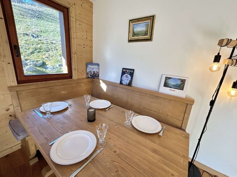 Appartement 2 pièces avec cabine, terrasse sud, proche télécabine Jaillet, parking, Wi-Fi FR-1-597-184 - Megève