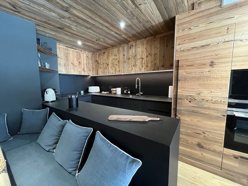 Appartement élégant avec cheminée et WIFI, 2 chambres FR-1-694-376 - Val d’Isère Centre