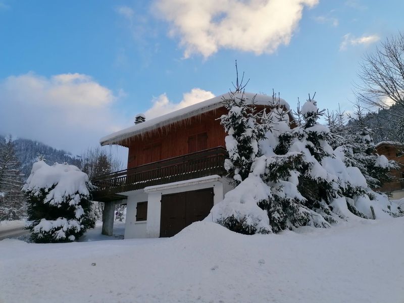 Chalet La Clusaz, 5 pièces, 6 personnes - Chalet savoyard avec terrasse, proche des pistes et vue sur montagne FR-1-459-129 - La Clusaz