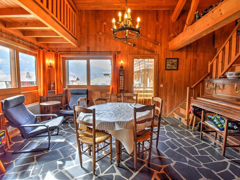 Chalet Morzine, 5 pièces, 9 personnes - Chalet cosy à Morzine, proche navettes, avec garage, terrasse et équipements complets FR-1-524-13 - Morzine