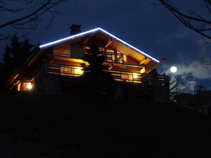 Chalet Le Grand-Bornand, 6 pièces, 11 personnes - Chalet spacieux, skis aux pieds avec sauna, jacuzzi et salle de sport, proche centre et pistes FR-1-467-68 - Le Grand Bornand