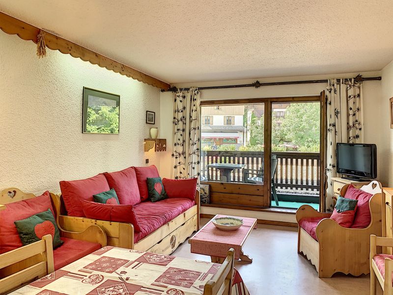 Appartement Combloux, 2 pièces, 5 personnes - Charmant 2 pièces au centre de Combloux avec balcon, parking et proche ski bus FR-1-560-2 - Combloux