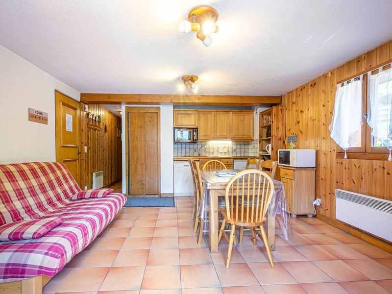 Appartement La Clusaz, 3 pièces, 6 personnes - Charmant 3 pièces centre La Clusaz, 300m des pistes, balcon Sud, 6 pers, parking et ski à proximité FR-1-437-84 - La Clusaz