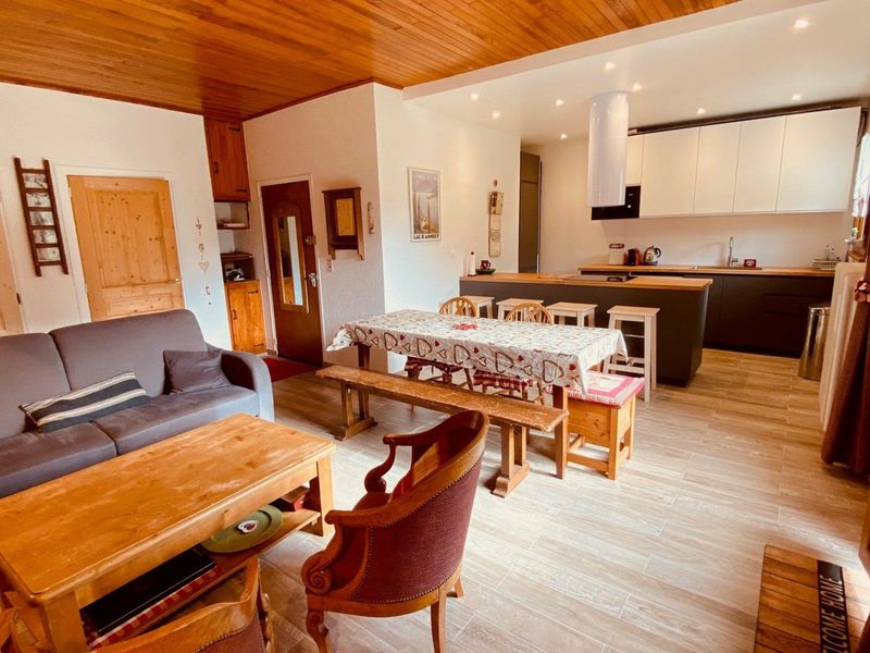 Appartement La Clusaz, 4 pièces, 8 personnes - Appartement rénové proche pistes avec terrasse et parking, 3 ch, 8 pers FR-1-459-185 - La Clusaz