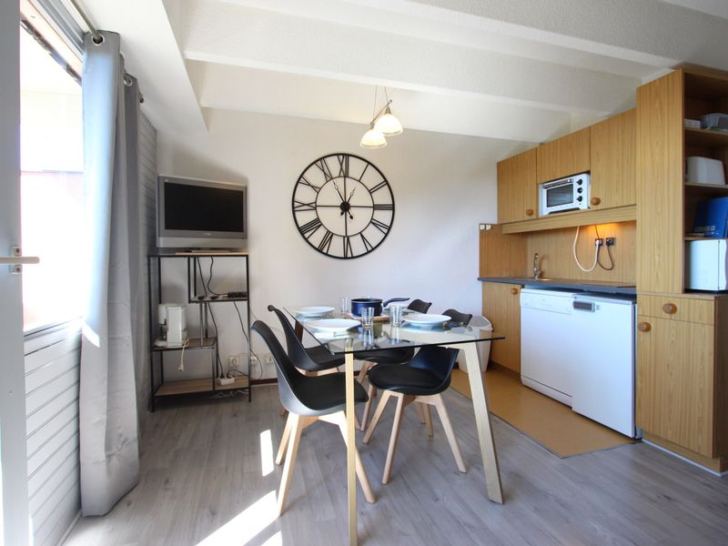 Studio Chamrousse, 1 pièce, 4 personnes - Studio cabine rénové avec parking couvert, balcon ouest et accès navette gratuite à Chamrousse FR-1-340-260 - Chamrousse