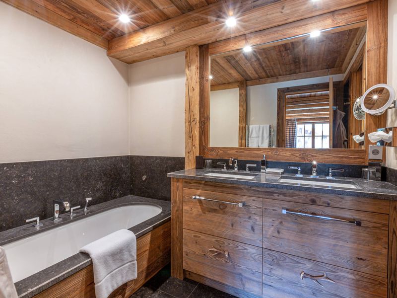 Chalet de luxe 9 pièces avec hammam et cheminée au centre de Val-d'Isère, pour 14 personnes FR-1-694 - Val d’Isère Centre