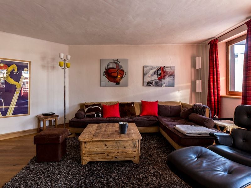 Élégant appartement 3 pièces avec balcon sud, proche des pistes, parking et WiFi inclus FR-1-694-117 - Val d’Isère Centre