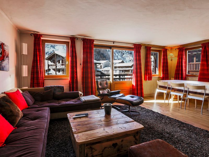 Élégant appartement 3 pièces avec balcon sud, proche des pistes, parking et WiFi inclus FR-1-694-117 - Val d’Isère Centre