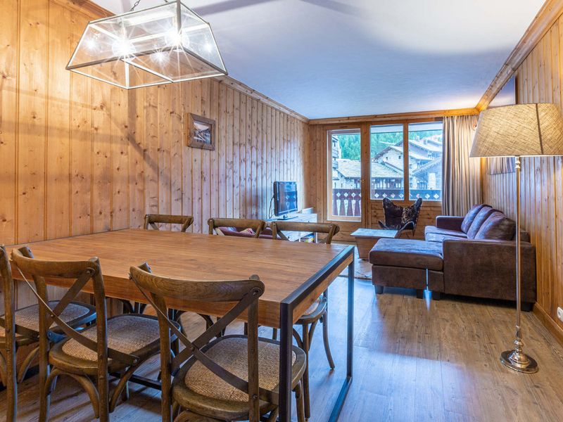 Appartement Val-d'Isère, 4 pièces, 8 personnes - Confortable appartement 4 pièces avec wifi, parking, exposé Sud près des pistes à Val-d'Isère. FR-1- - Val d’Isère Centre