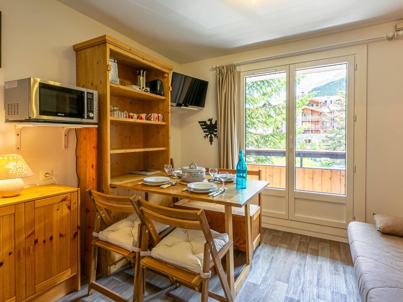 Studio Val-d'Isère, 1 pièce, 3 personnes - Studio rénové avec balcon, parking et proche pistes à Val-d'Isère FR-1-694-287 - Val d’Isère Centre