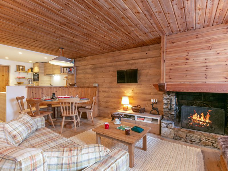 Appartement Val-d'Isère, 3 pièces, 4 personnes - Élégant appartement rénové avec wifi au cœur du vieux Val-d'Isère, proche des pistes et commodités F - Val d’Isère Centre