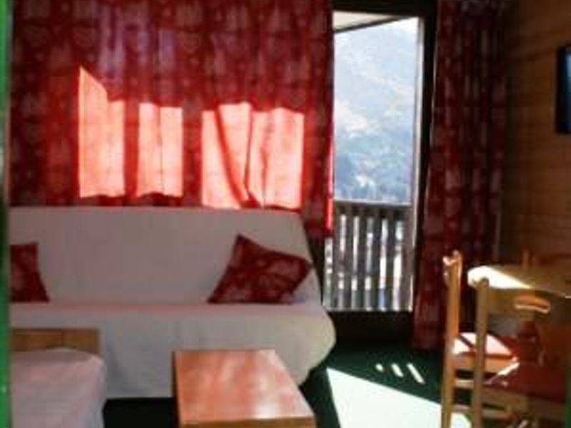 Studio cabine pour 4 à Avoriaz, balcon sud, skis aux pieds, WIFI FR-1-759-33 - Avoriaz