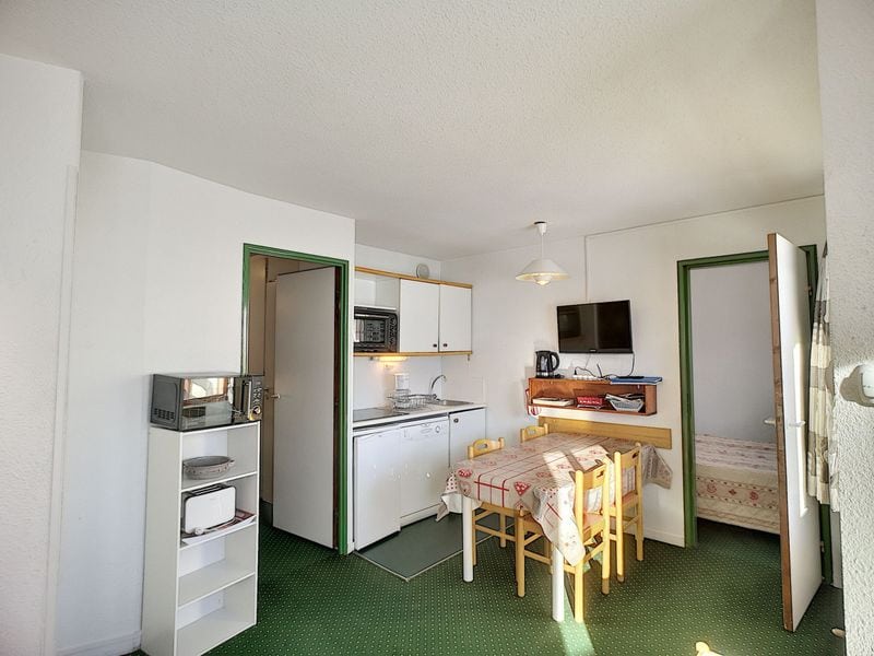 Appartement Les Menuires, 3 pièces, 5 personnes - Agréable 2P+cabine 4 pers, skis aux pieds, animaux OK, parking, Les Menuires FR-1-178-122 - Les Menuires Reberty 2000