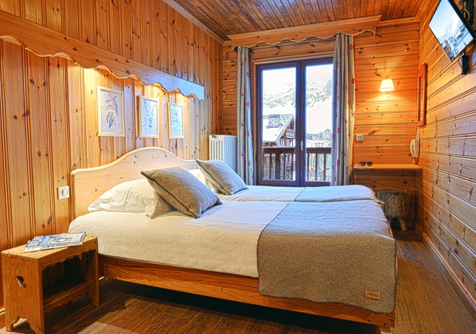 Chambre 2 Adultes avec demi-pension et vue sur le village - Hôtel L'Arbina 3* - Tignes 2100 Le Lac