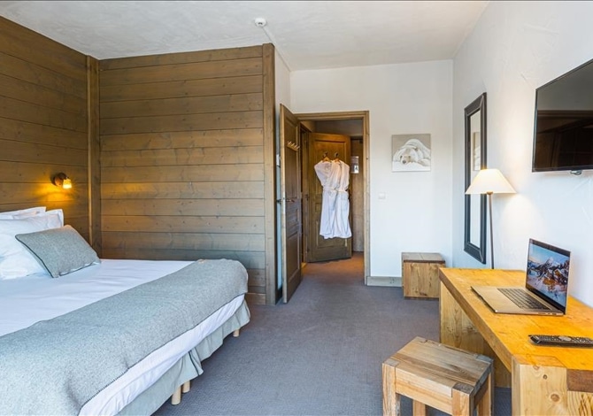 Chambre Supérieure 2 Adultes en demi-pension - Hôtel Carlina 4* - Plagne - Belle Plagne