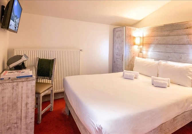 Chambre Confort 2 Adultes avec petit-déjeuner - Hôtel Aiguille Percée 3* - Tignes 2100 Le Lac