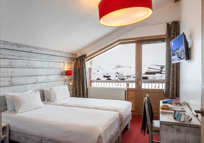 Chambre Privilège 2 Adultes avec petit-déjeuner - Hôtel Aiguille Percée 3* - Tignes 2100 Le Lac