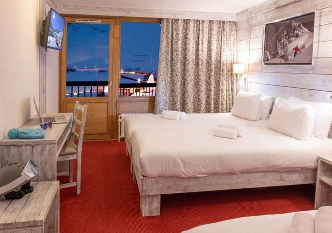 Chambre Privilège 3 Personnes avec petit-déjeuner - Hôtel Aiguille Percée 3* - Tignes 2100 Le Lac