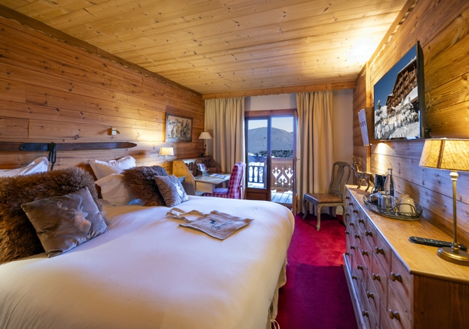 Chambre Privilège 3 Personnes avec petit-déjeuner - Hôtel Au Chamois D’Or 5* - Alpe d'Huez