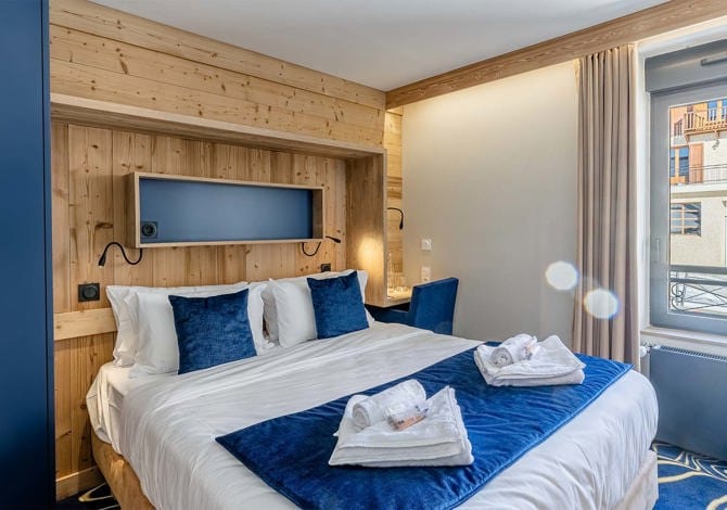 Chambre Standard (pour 1 adulte) en demi-pension - Hôtel Madame Vacances Les Cimes 3* - Vaujany