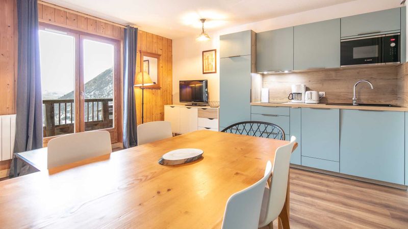 3 pièces 6 personnes vue montagne et vue pistes de ski - Appartement Les Marmottes - 42 - Appart renove - 6 pers - Saint Sorlin d'Arves