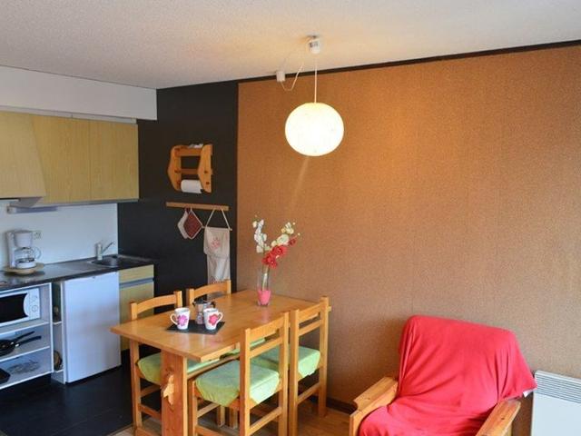 Studio central à Montgenèvre avec balcon, parking et accès facile aux pistes FR-1-266-102 - Montgenèvre