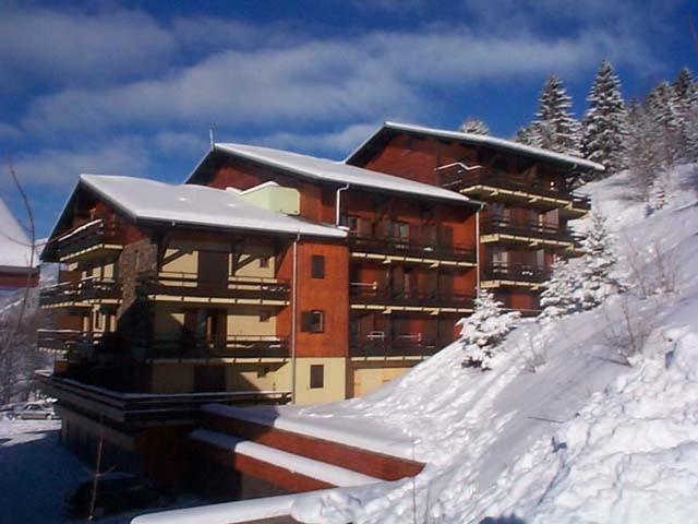 Studio cosy pour 4 personnes avec balcon, à 300m du télésiège de Barbossine à Châtel FR-1-198-146 - Châtel