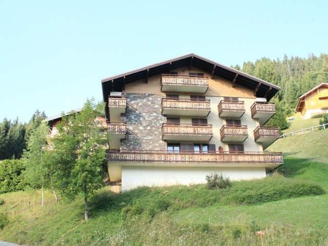 Studio cosy pour 4 personnes avec balcon, à 300m du télésiège de Barbossine à Châtel FR-1-198-146 - Châtel