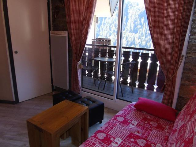 Appartement Chaleureux à Châtel - 4 Pers, Balcon, Parking, Proche Centre et Télécabine FR-1-198-114 - Châtel