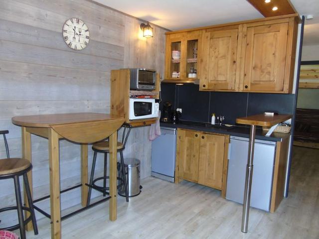 Appartement Chaleureux à Châtel - 4 Pers, Balcon, Parking, Proche Centre et Télécabine FR-1-198-114 - Châtel