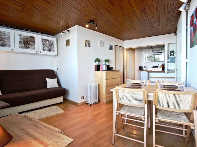 Studio cabine avec balcon, proche des pistes, bien équipé, idéal pour 4 personnes FR-1-340-195 - Chamrousse