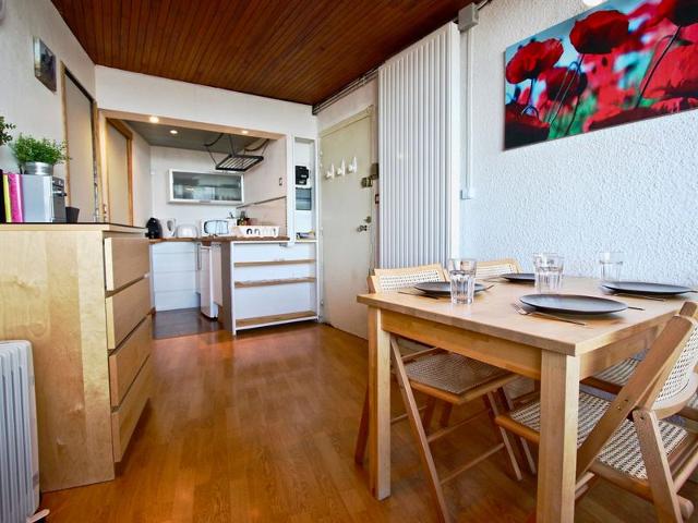 Studio cabine avec balcon, proche des pistes, bien équipé, idéal pour 4 personnes FR-1-340-195 - Chamrousse