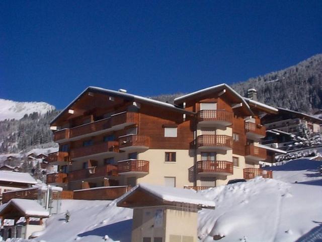 Charmant studio avec balcon, parking, et équipements cuisine pour 4 personnes à Châtel FR-1-198-152 - Châtel