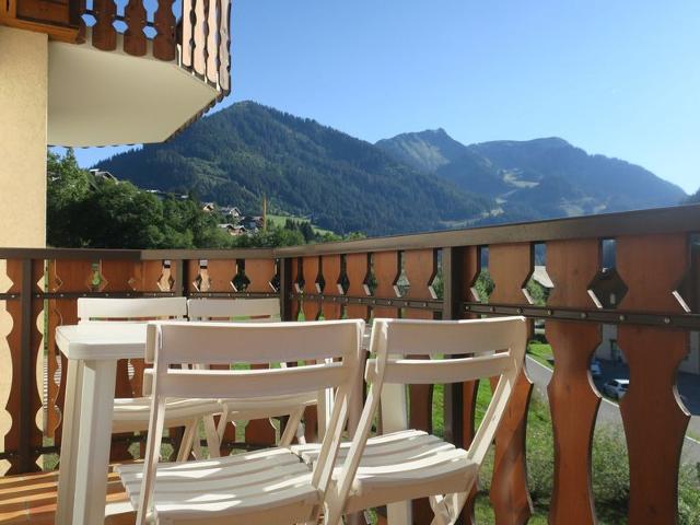 Charmant studio avec balcon, parking, et équipements cuisine pour 4 personnes à Châtel FR-1-198-152 - Châtel