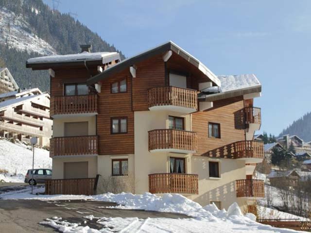 Charmant studio avec balcon, parking, et équipements cuisine pour 4 personnes à Châtel FR-1-198-152 - Châtel