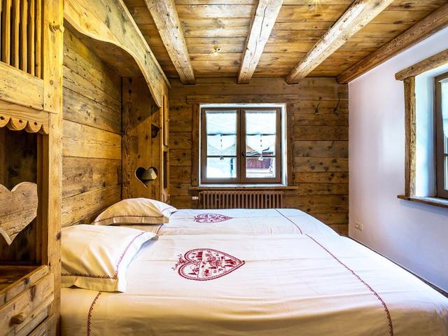 Appartement de Charme 5 Chambres, Centre de La Clusaz, Cheminée, Wifi, Parking, Animaux Admis FR-1-4 - La Clusaz