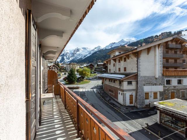 Charmant 4 pièces en centre village, proche pistes - 8 pers, Wifi, parking, balcon, animaux acceptés FR-1-437-48 - La Clusaz