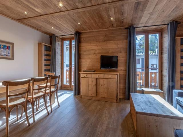 Charmant 4 pièces en centre village, proche pistes - 8 pers, Wifi, parking, balcon, animaux acceptés FR-1-437-48 - La Clusaz